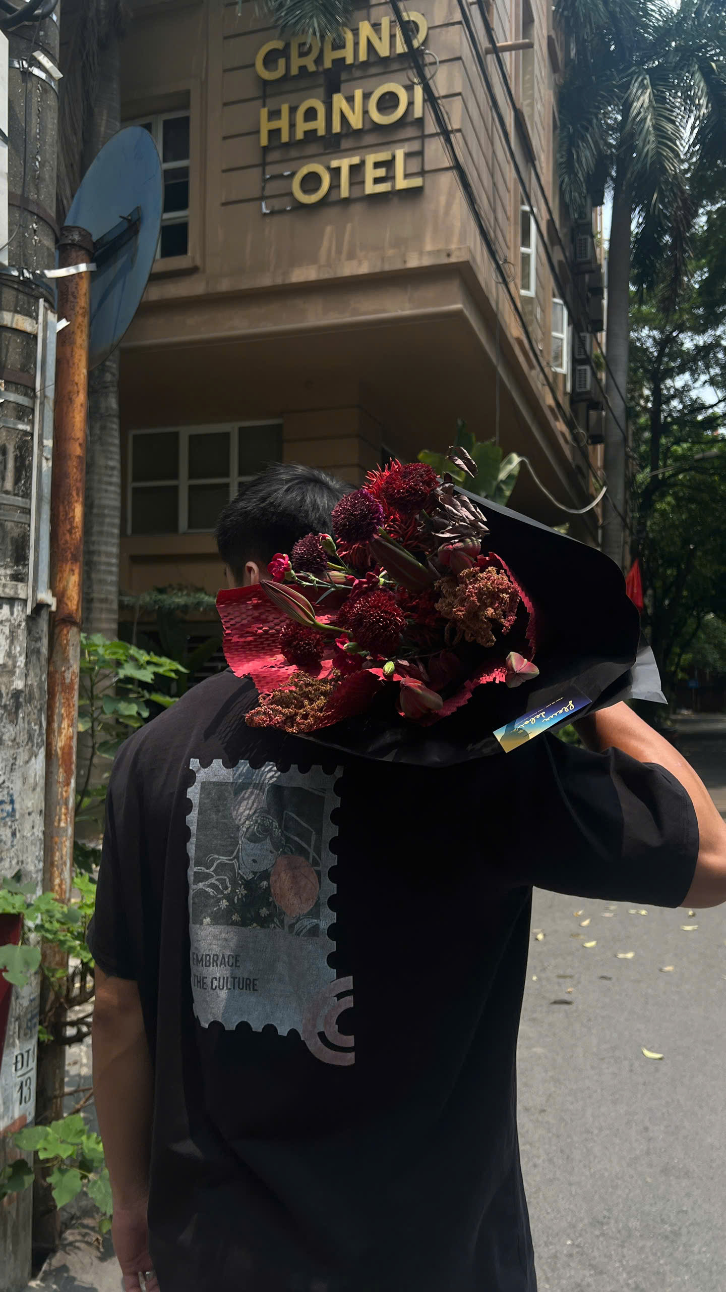 Fleur Club HN — editorial bouquet Hà Nội